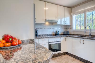 14-d70dc3102c00d7be0e872dfe1c1f86d7