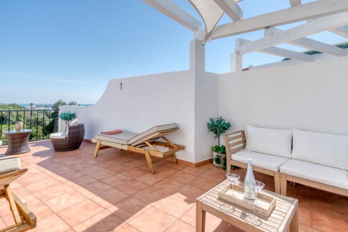 Image No.23-2 Bed Townhouse for sale