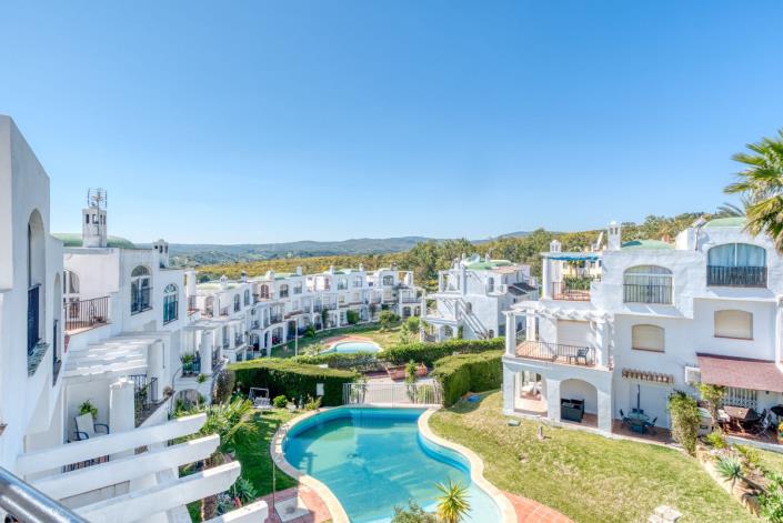 Image No.29-2 Bed Townhouse for sale