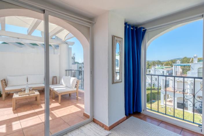 Image No.30-2 Bed Townhouse for sale