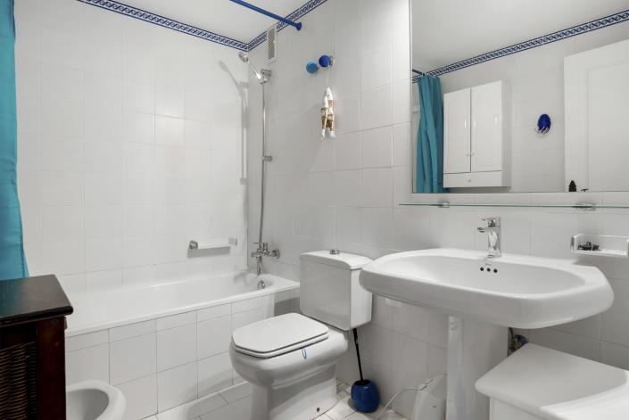 Image No.22-3 Bed Townhouse for sale