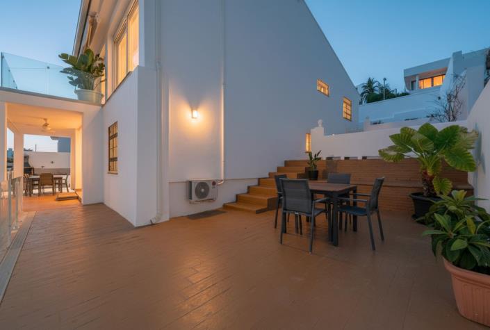 Image No.4-Villa de 5 chambres à vendre à Estepona