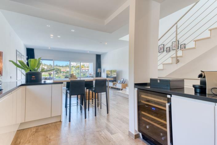 Image No.10-3 Bed Semi-Detached for sale