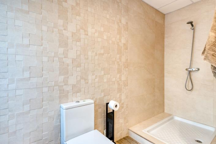 Image No.18-3 Bed Semi-Detached for sale