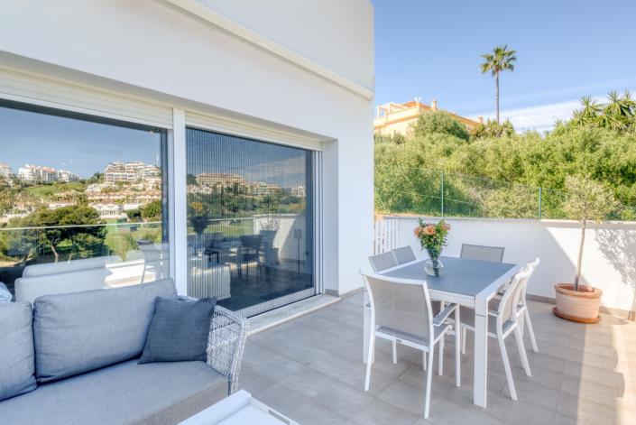 Image No.40-3 Bed Semi-Detached for sale