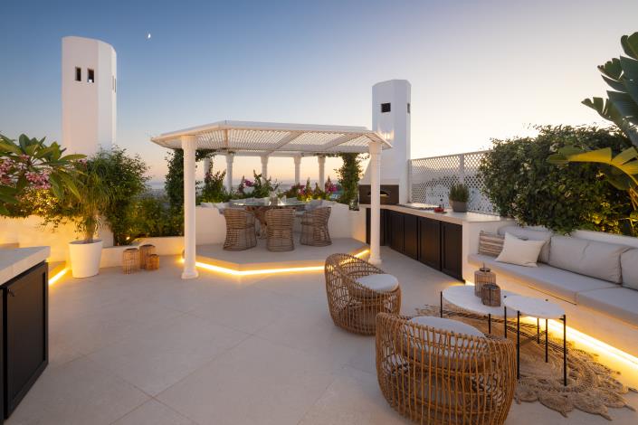 Image No.26-4 Bed Penthouse for sale