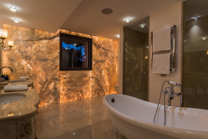 Image No.6-6 Bed Villa for sale