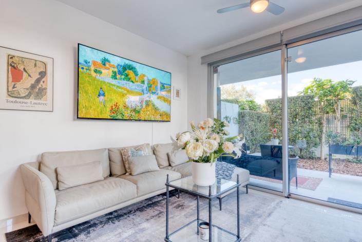 Image No.11-3 Bed Apartment for sale