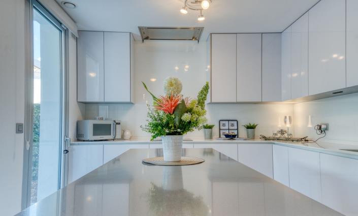 Image No.14-3 Bed Apartment for sale