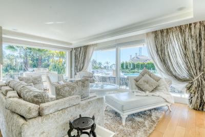 7-aa4cc561180b369757c0bb4af9886cd3