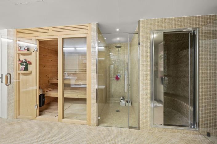 Image No.21-8 Bed Villa for sale