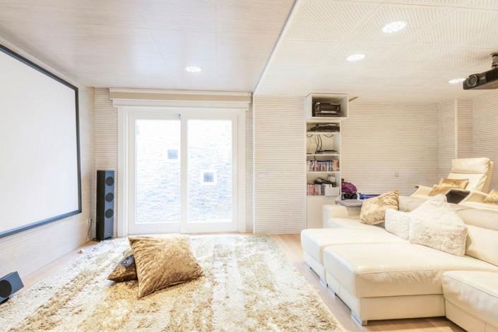 Image No.38-8 Bed Villa for sale