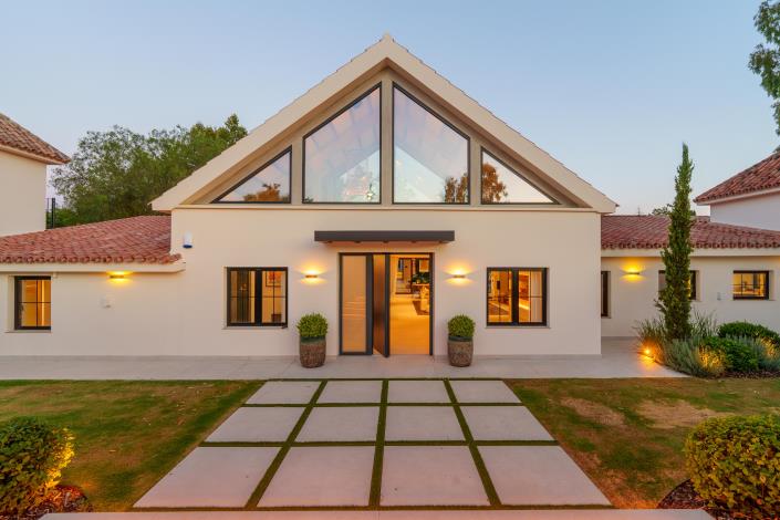 Image No.49-5 Bed Villa for sale