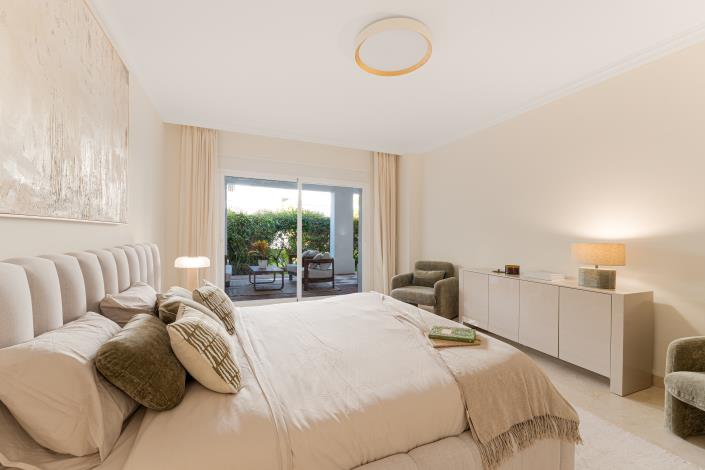 Image No.19-3 Bed Apartment for sale