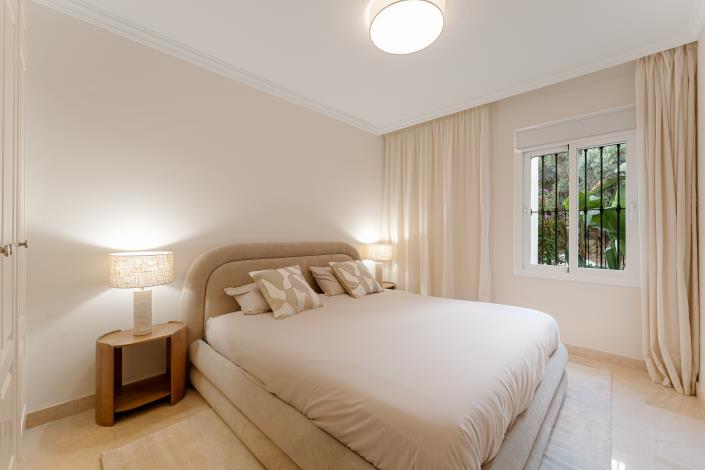 Image No.24-3 Bed Apartment for sale