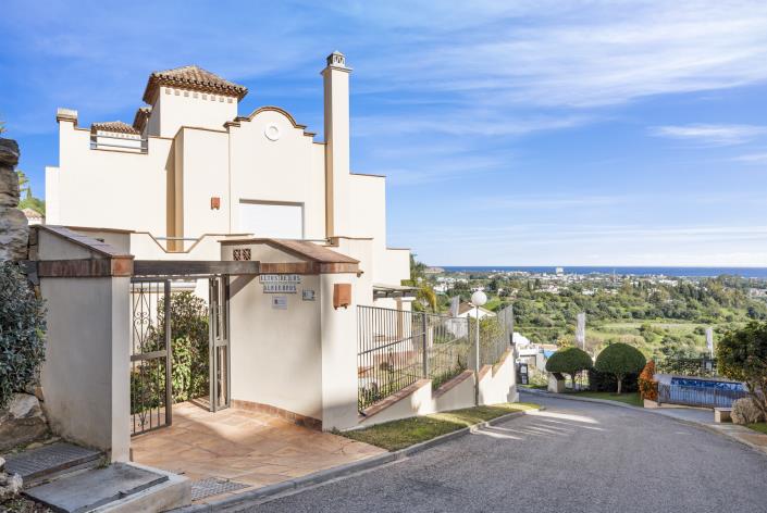 Image No.44-4 Bed Penthouse for sale