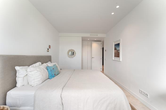 Image No.16-4 Bed Apartment for sale