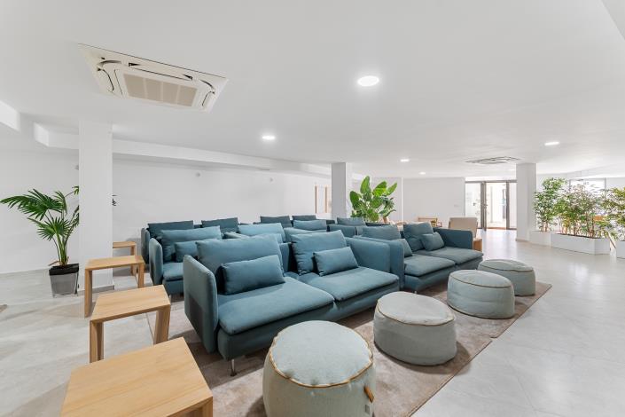 Image No.22-4 Bed Apartment for sale