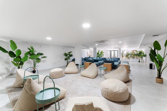 Image No.23-4 Bed Apartment for sale