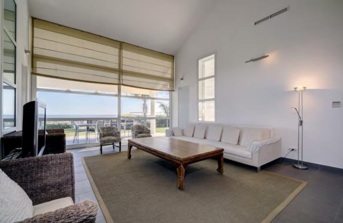 Image No.7-6 Bed Villa for sale