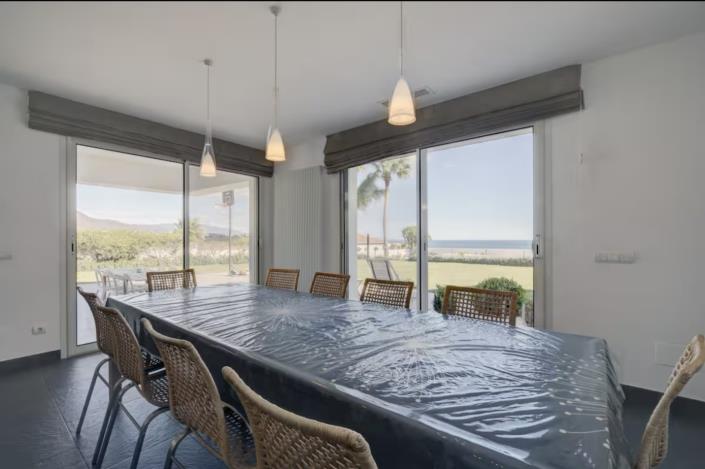 Image No.13-6 Bed Villa for sale