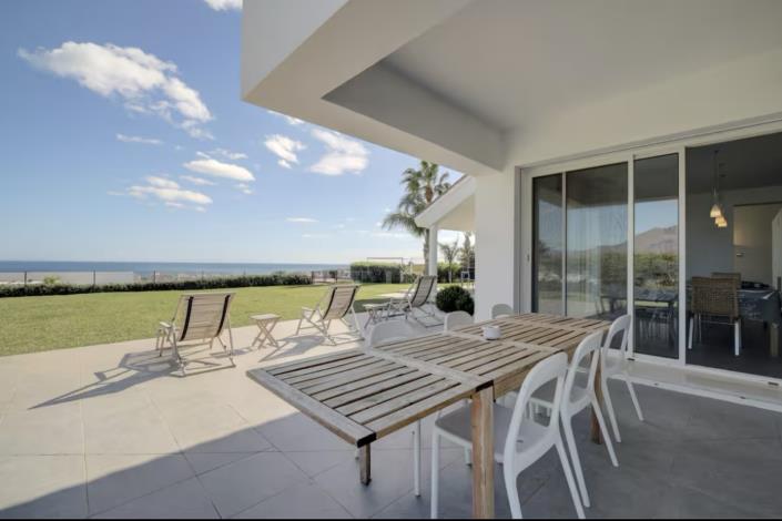 Image No.18-6 Bed Villa for sale