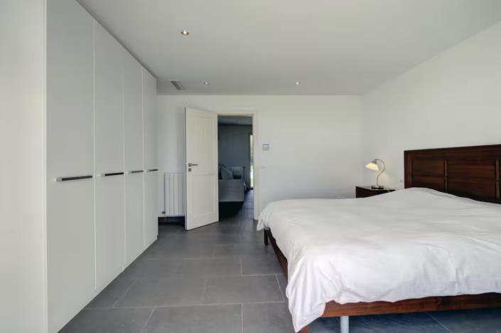 Image No.28-6 Bed Villa for sale