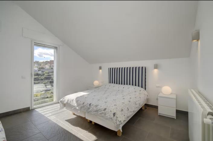 Image No.39-6 Bed Villa for sale