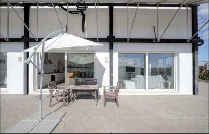 Image No.56-6 Bed Villa for sale