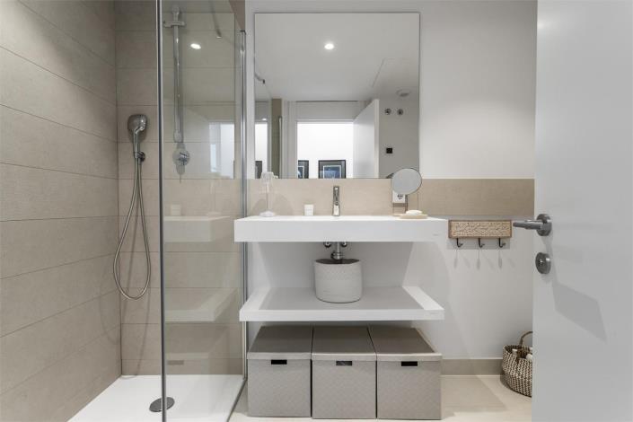 Image No.27-2 Bed Apartment for sale