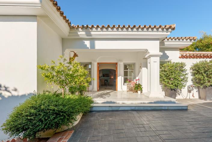 Image No.24-4 Bed Villa for sale