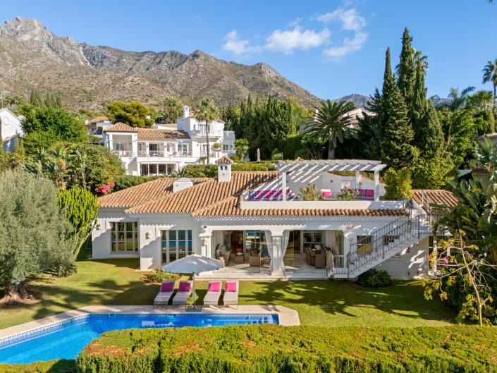 Image No.48-4 Bed Villa for sale