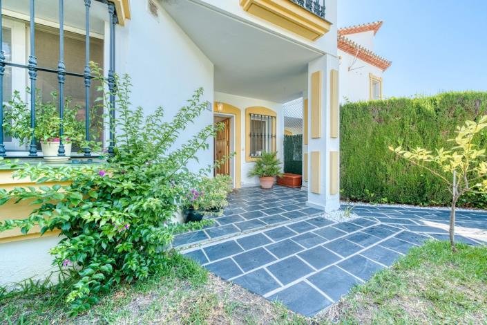 Image No.2-3 Bed Townhouse for sale