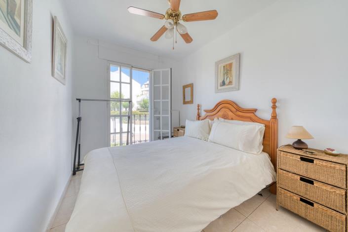 Image No.9-3 Bed Townhouse for sale