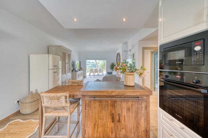 Image No.9-2 Bed Apartment for sale