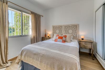 15-11d12f2f454f2f5e9b981fdd8b901d51