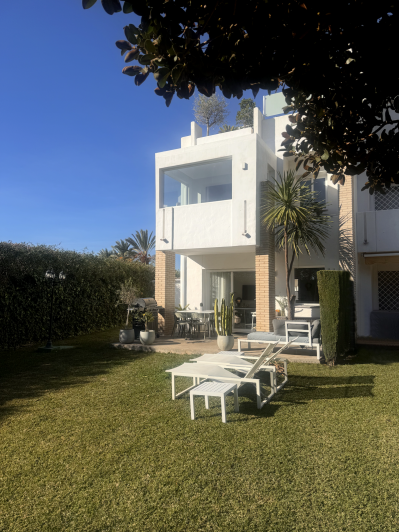 Image No.2-3 Bed Townhouse for sale