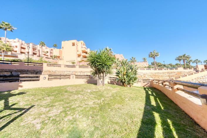 Image No.18-3 Bed Apartment for sale