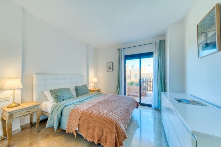 Image No.22-3 Bed Apartment for sale