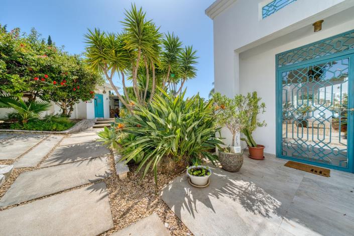 Image No.9-6 Bed Villa for sale