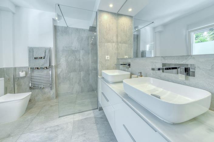 Image No.34-6 Bed Villa for sale