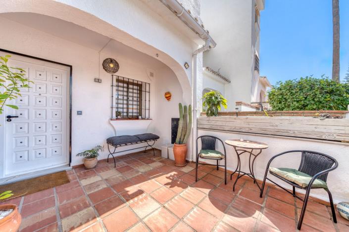 Image No.2-3 Bed Townhouse for sale