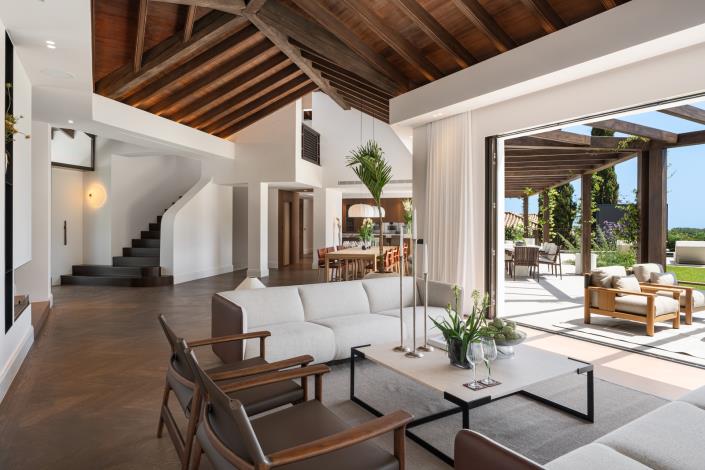 Image No.18-6 Bed Villa for sale