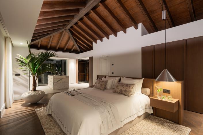 Image No.34-6 Bed Villa for sale