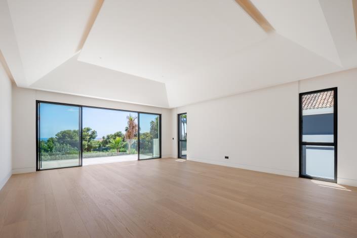 Image No.43-6 Bed Villa for sale