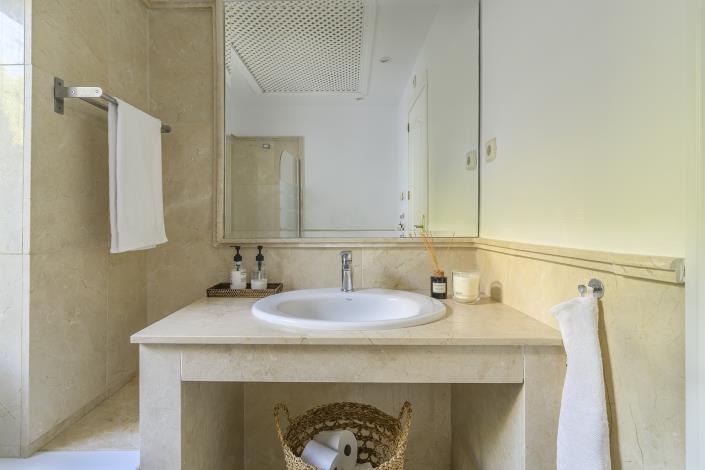 Image No.55-4 Bed Villa for sale