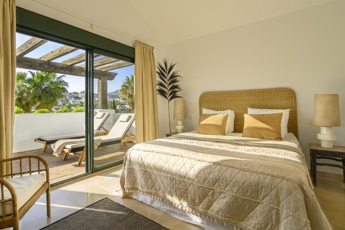 Image No.58-4 Bed Villa for sale