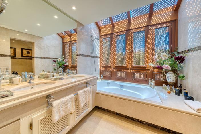 Image No.22-2 Bed Duplex for sale