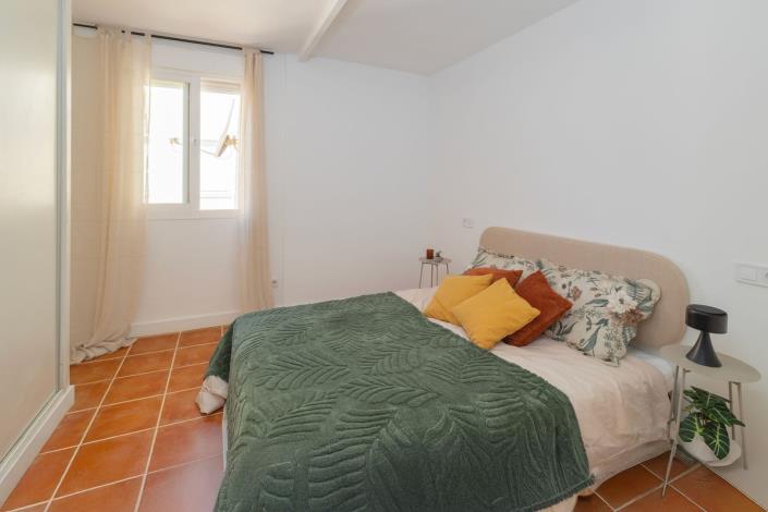 Image No.11-3 Bed Apartment for sale
