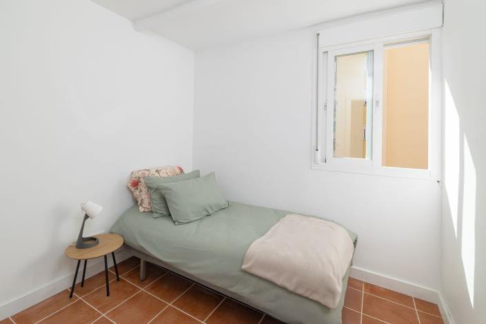 Image No.14-3 Bed Apartment for sale